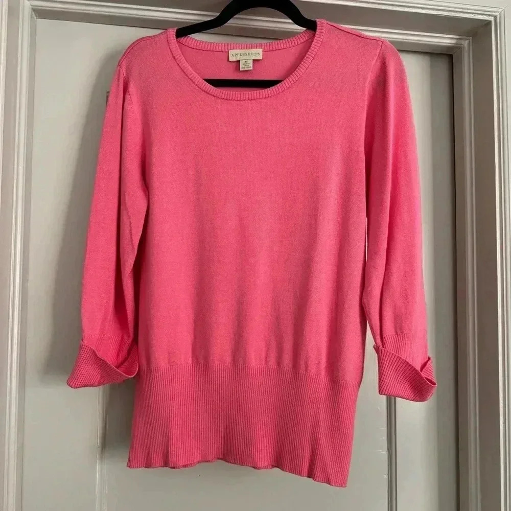 Appleseed’s women’s pink crew neck sweater size M